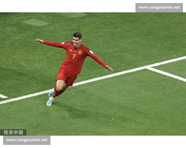 传承时刻!莫拉塔让袖标见证西班牙新老交替 传承时刻!莫拉塔让袖标见证西班牙新老交替